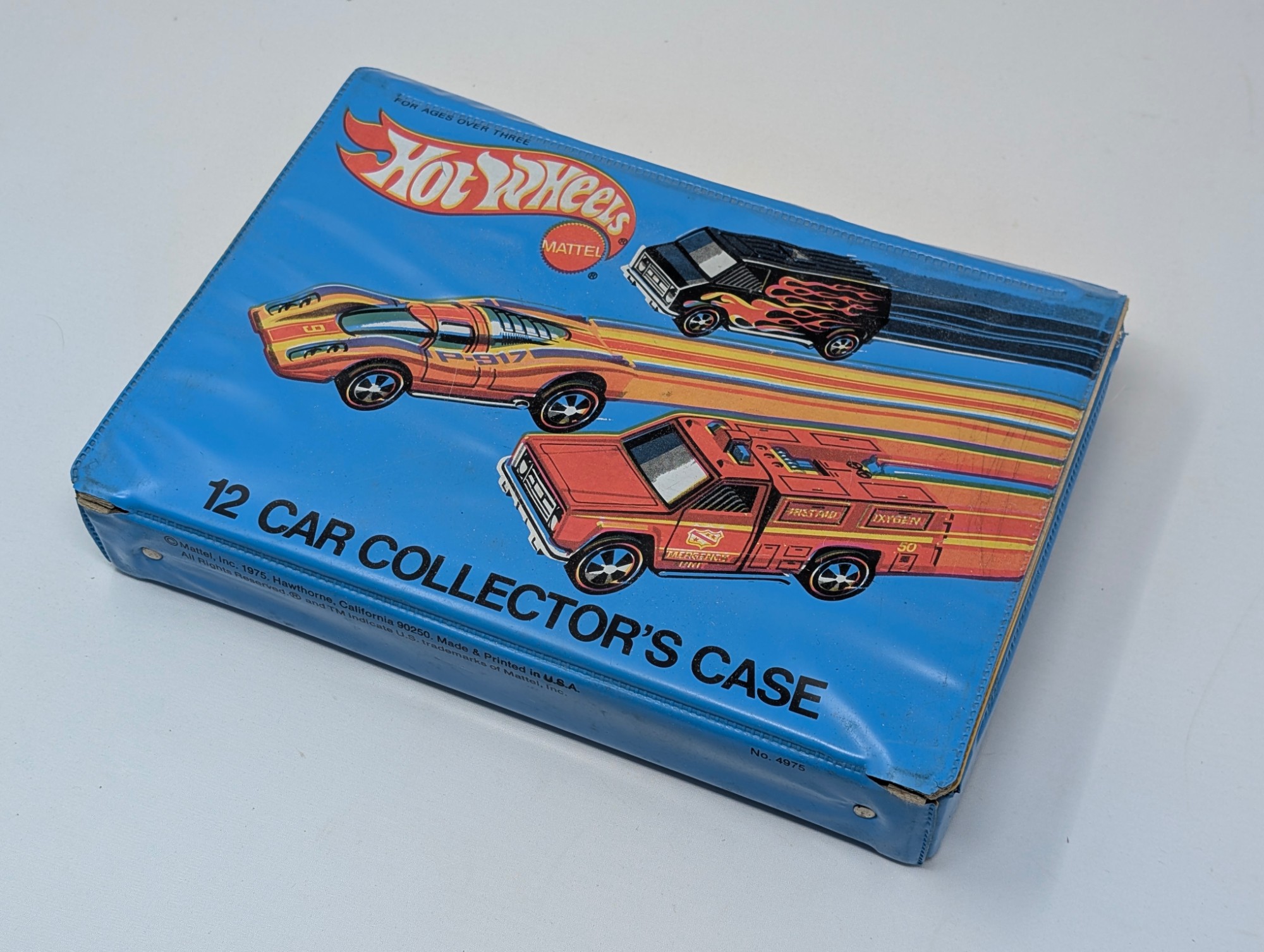 1975 Hot Wheels 12-Car Collector's Case No. 4975 — vintage relic from Dedstok Relics