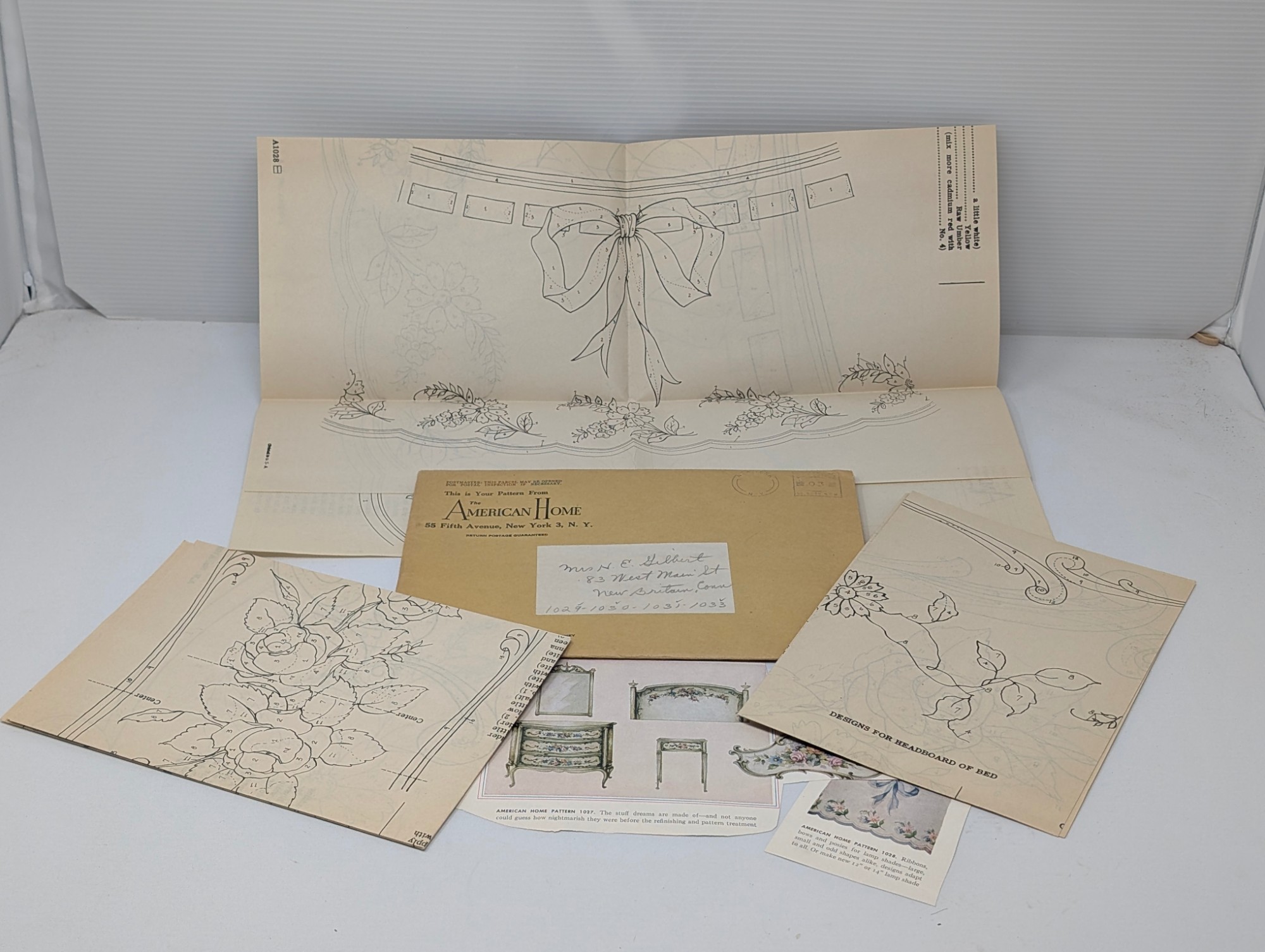American Home Floral Bedroom Furniture Painting Patterns — vintage relic from Dedstok Relics