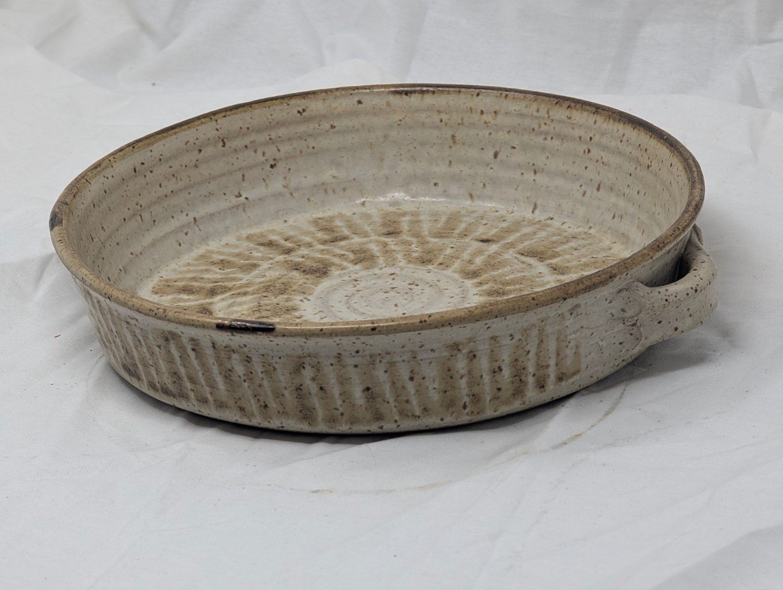 Handmade Studio Pottery Casserole / Baker — vintage relic from Dedstok Relics