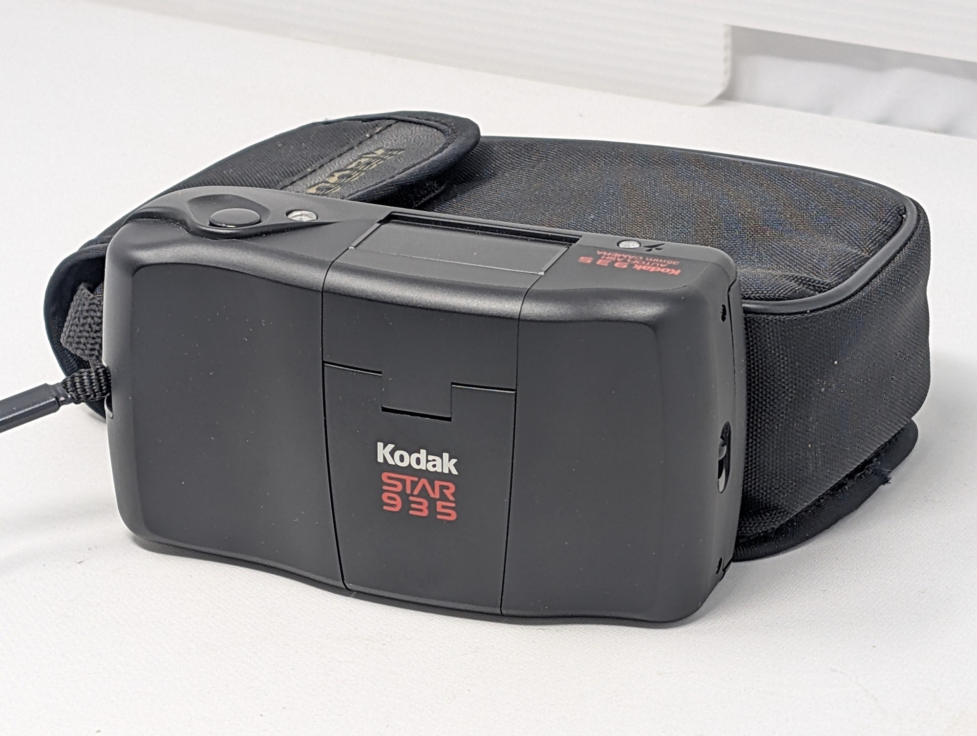 1991–93 Kodak Star 935 35mm Point-and-Shoot Camera with Case — vintage relic from Dedstok Relics