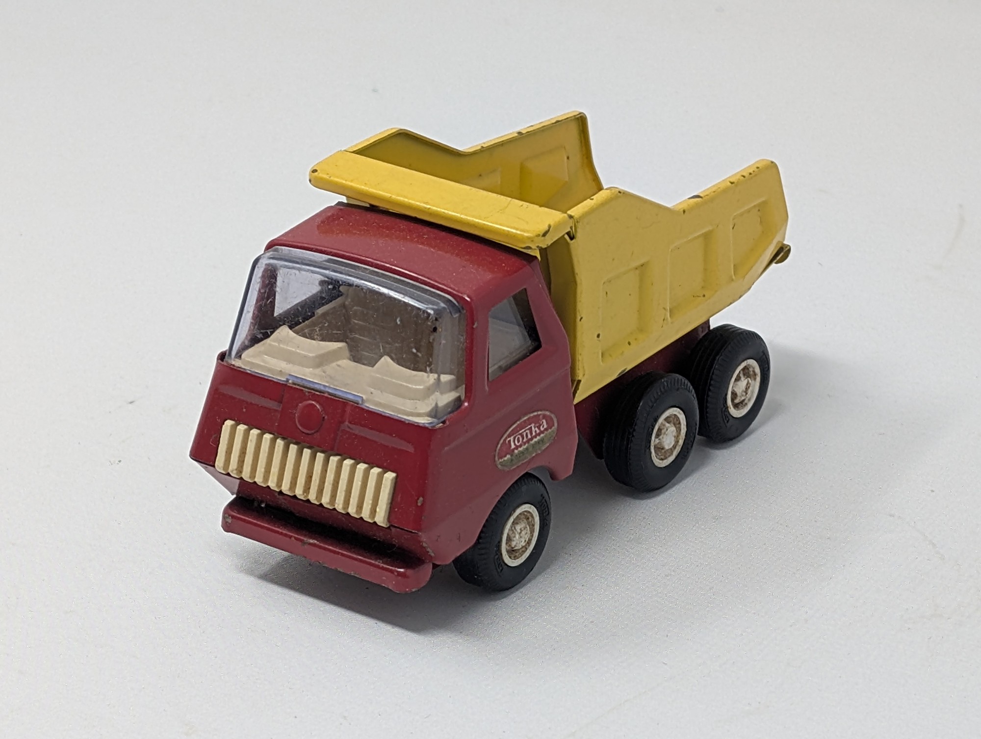 Vintage 1970s Tonka No. 55010 Red & Yellow Mini Dump Truck — vintage relic from Dedstok Relics